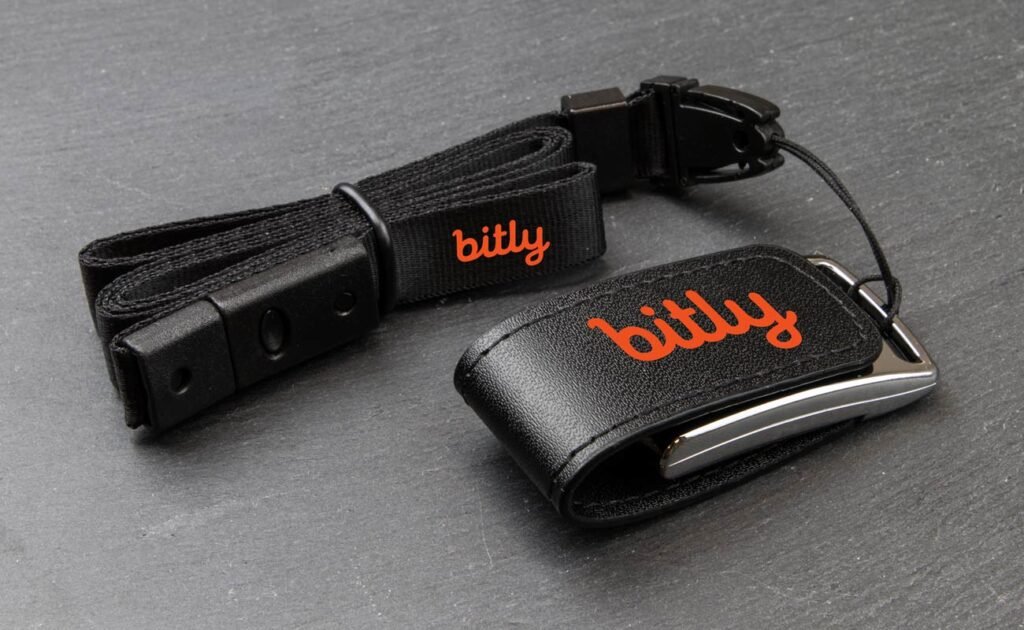 Custom pattern neck strap leather USB flash drive