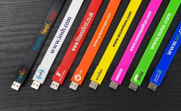 Wristband USB flash drive with customizable logo